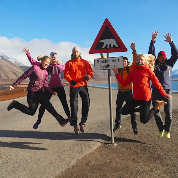 Sightseeing in Longyearbyen - HGR 121770 1920 - Photo: Anne Maanum 7 Hurtigruten Svalbard