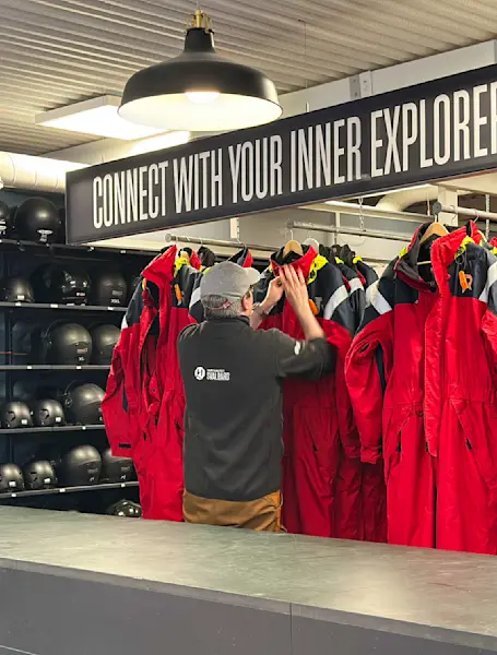 Svalbard Expedition Centre 8350