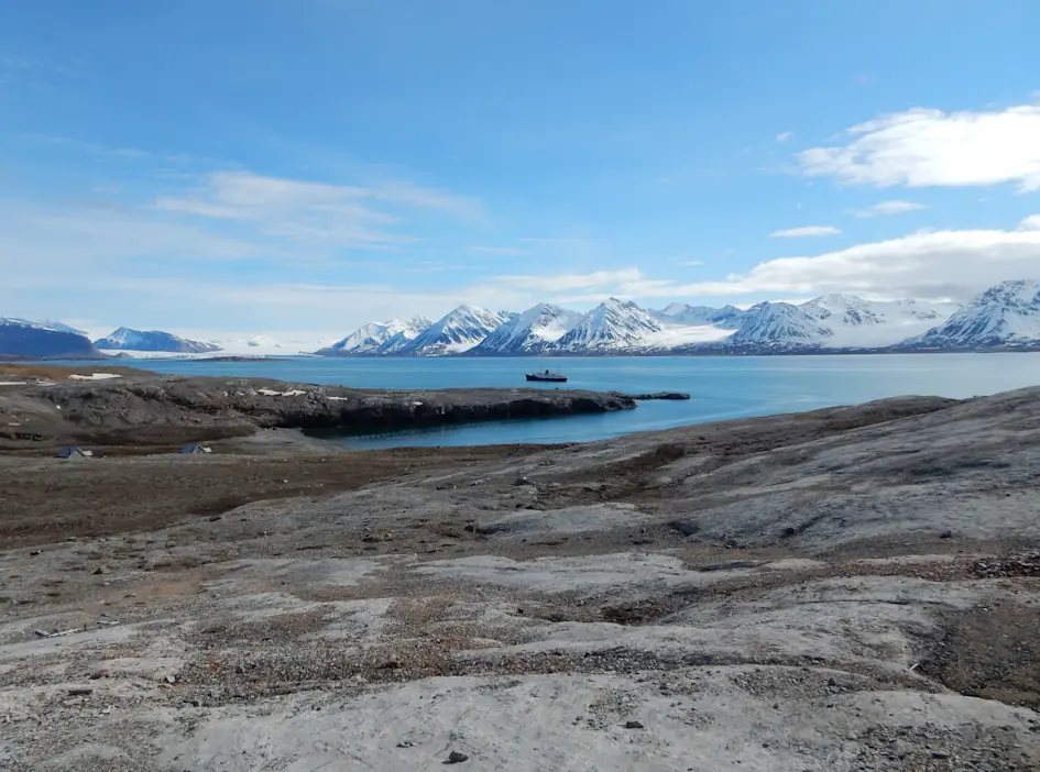 Svalbard Adventure Mini Cruise sailing along the fjords of Svalbard. Photo Credit: Hurtigruten Norway