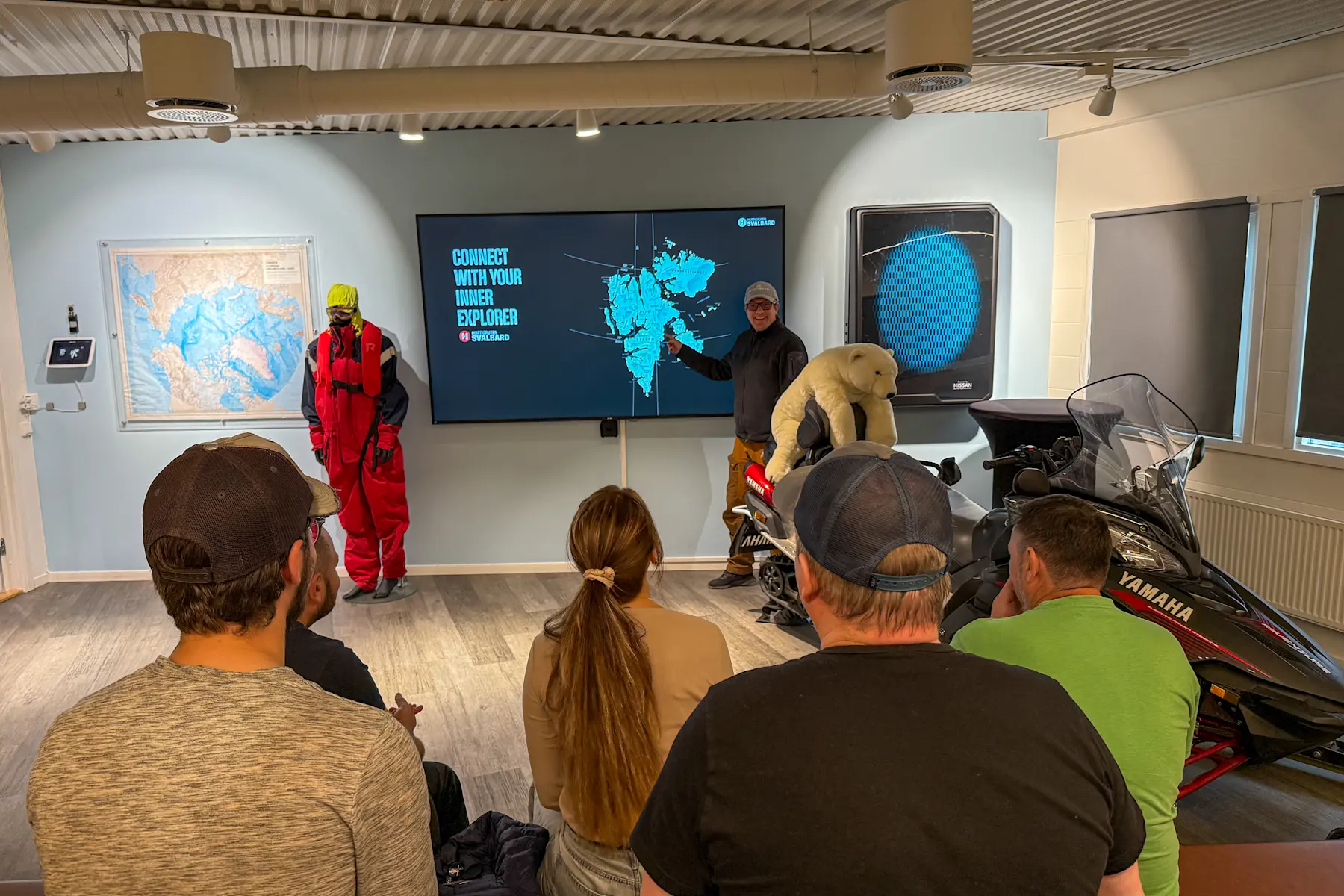 Svalbard Expedition Centre 3763