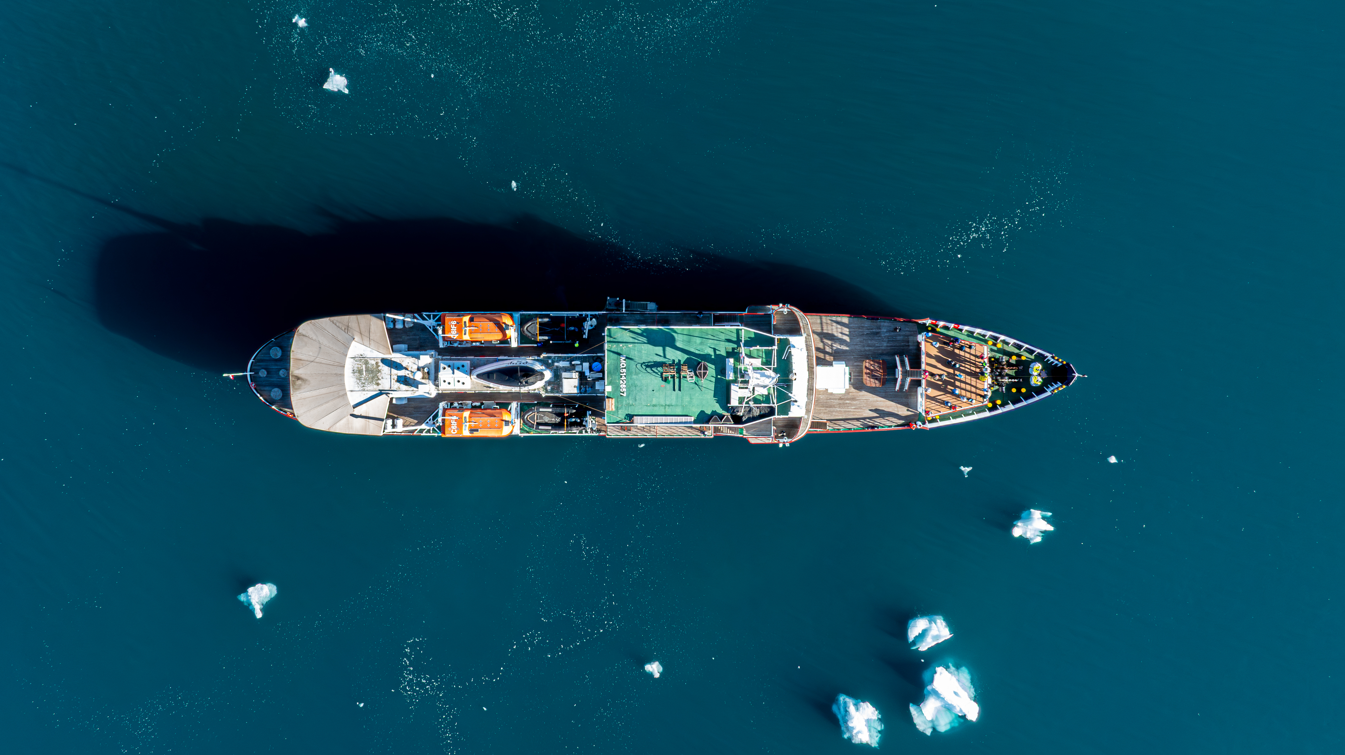 MS-Serenissima-Svalbard-Adventure-Mini-Cruise-Hurtigruten-Svalbard-HG-82