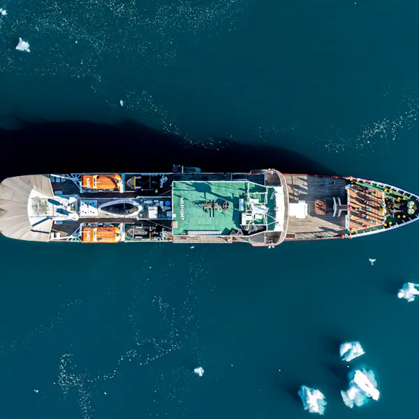 MS-Serenissima-Svalbard-Adventure-Mini-Cruise-Hurtigruten-Svalbard-HG-82