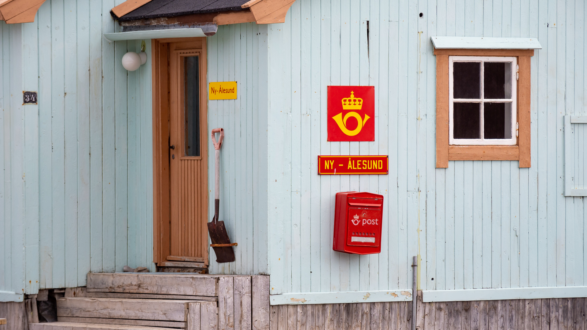 The northernmost post office at Ny-Ålesund, Svalbard. Photo Credit: Espen Mills