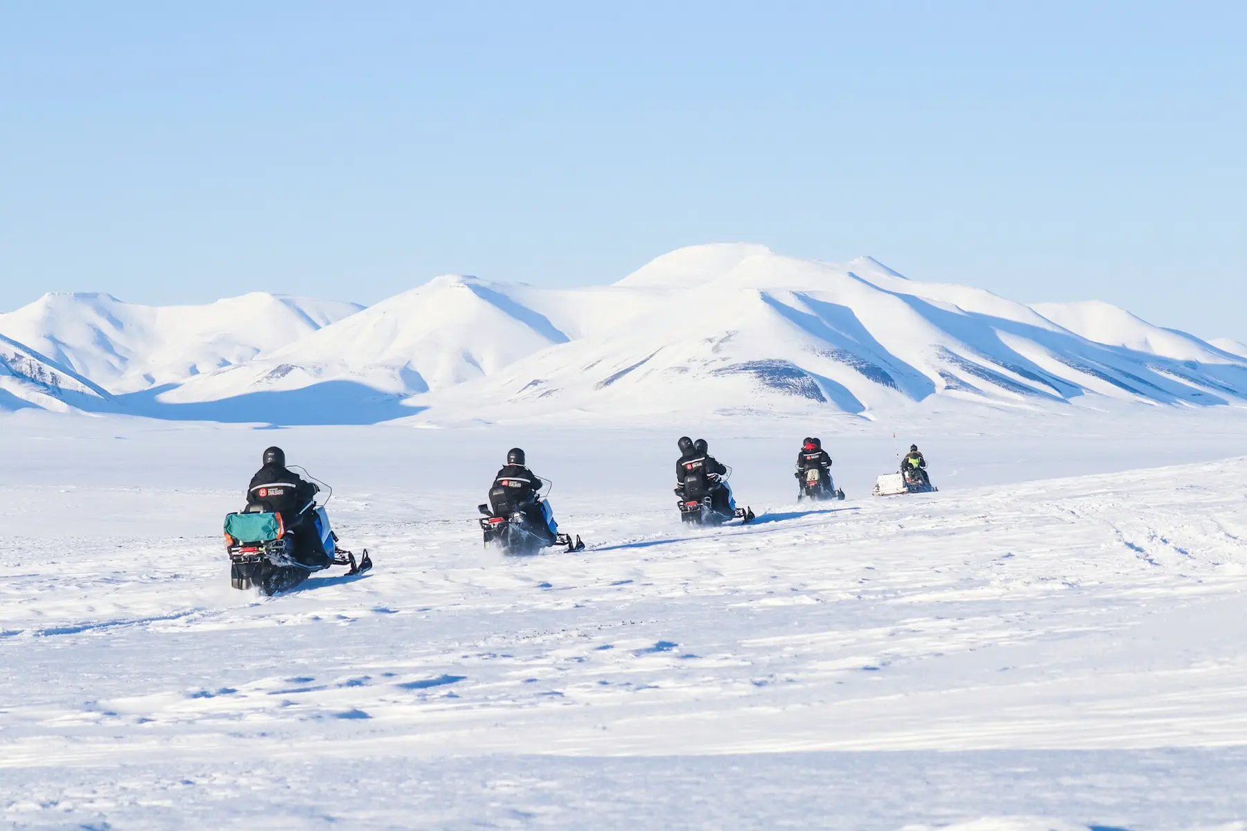 From the ocean to glaciers - Snowmobile tour with Hurtigruten Svalbard - Photo Eveline Lunde