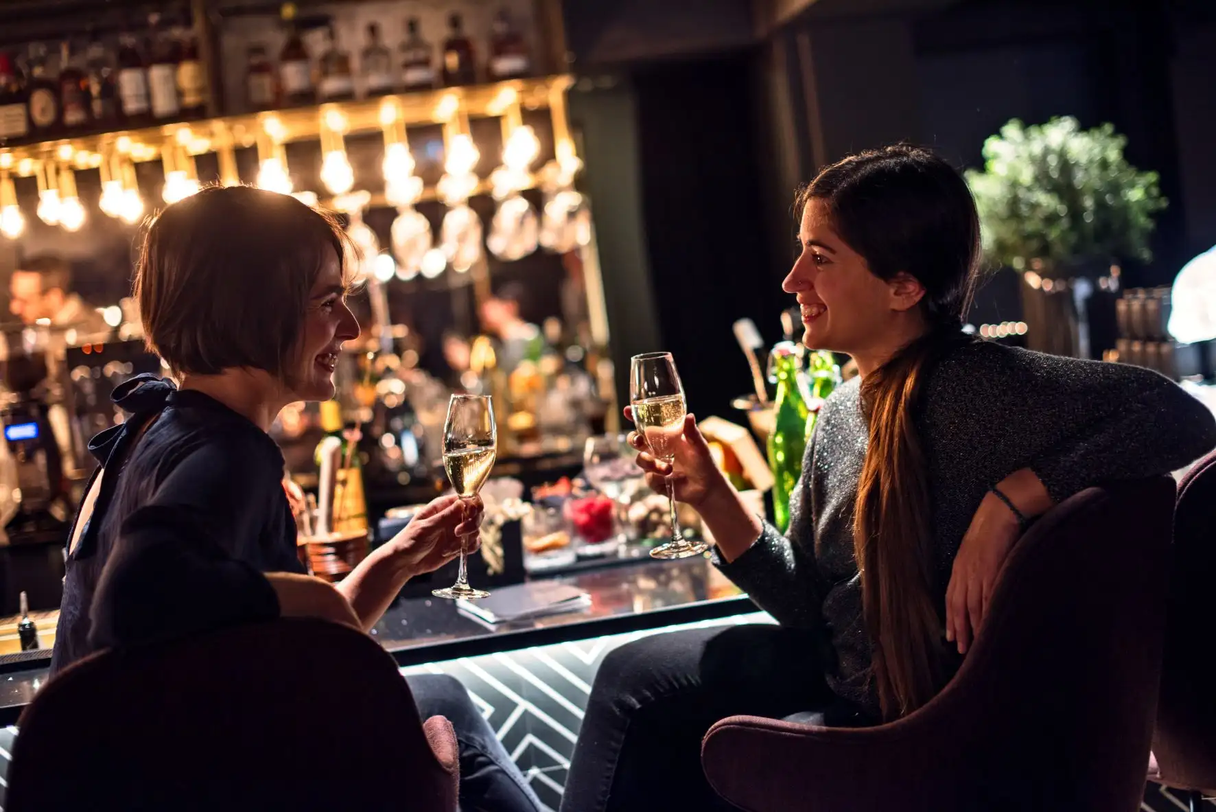 Funken Bar Svalbard - Photo Agurtxane Concellon