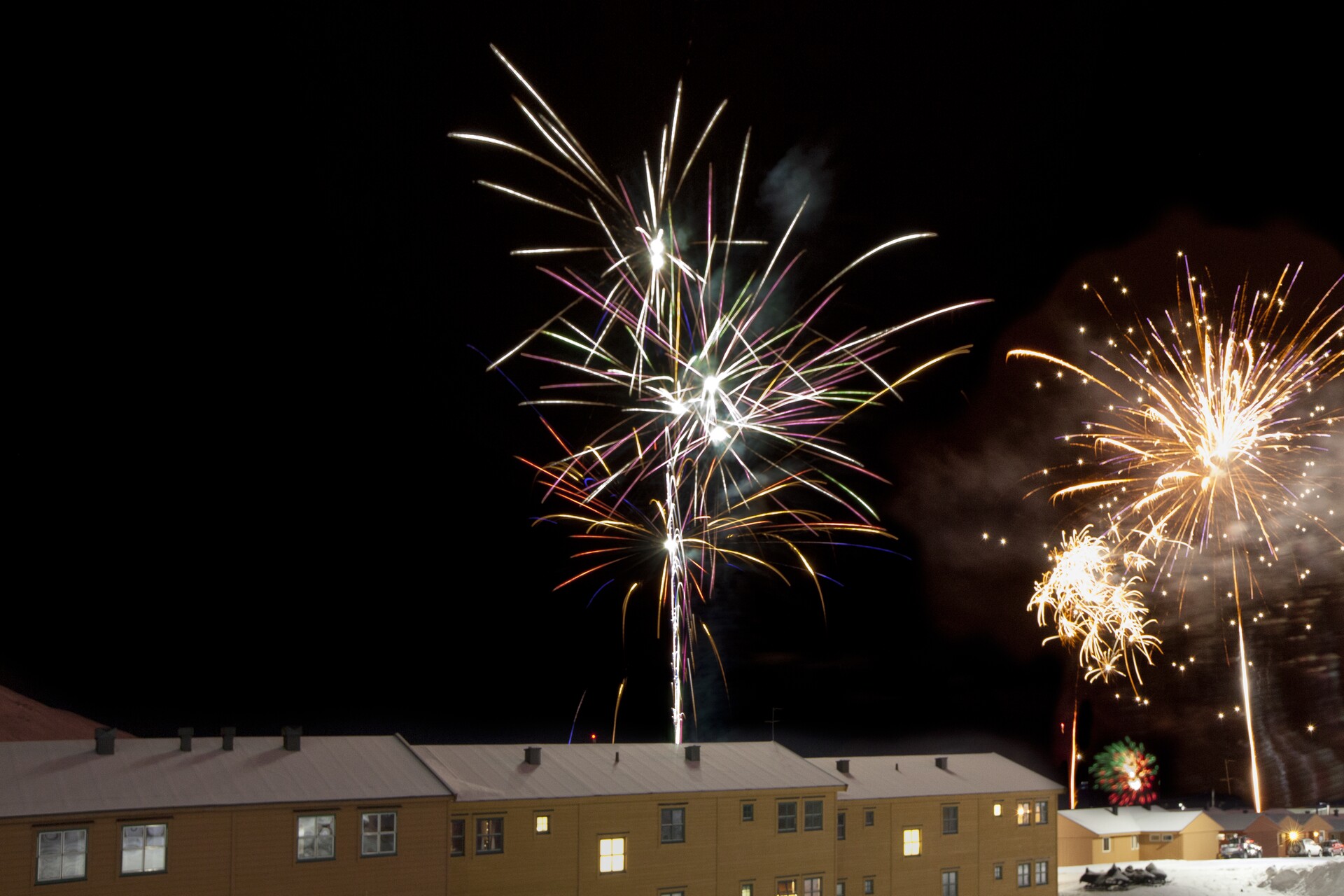 New Year s Eve in Longyear City - HGS 01537 1920 - Photo: Hanne Feyling
