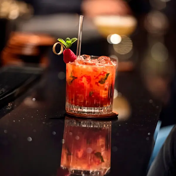 Funken Bar Svalbard - Photo Agurtxane Concellon