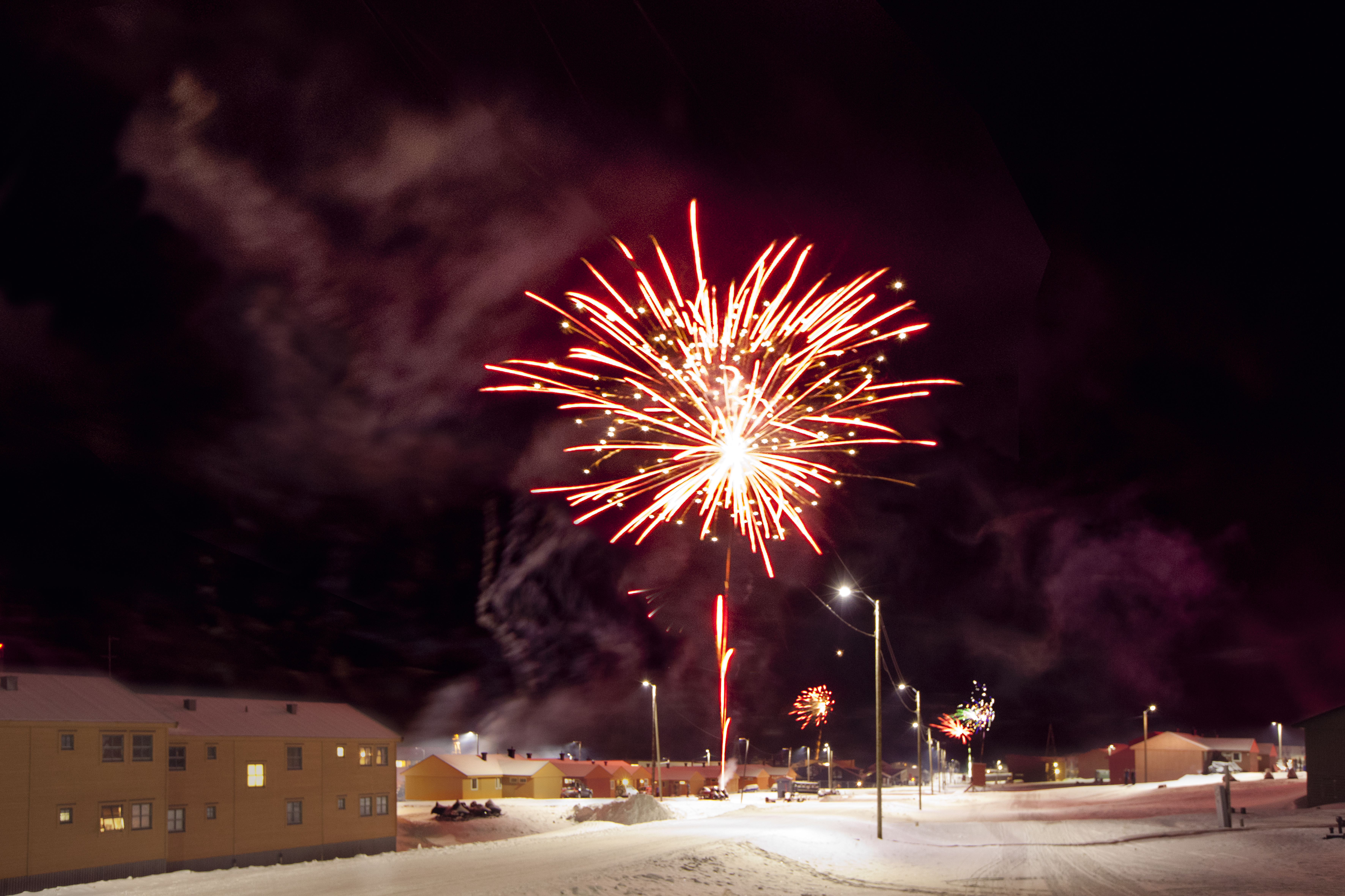 New Year s Eve in Longyear City HGS 01541 Photo Hanne Feyling