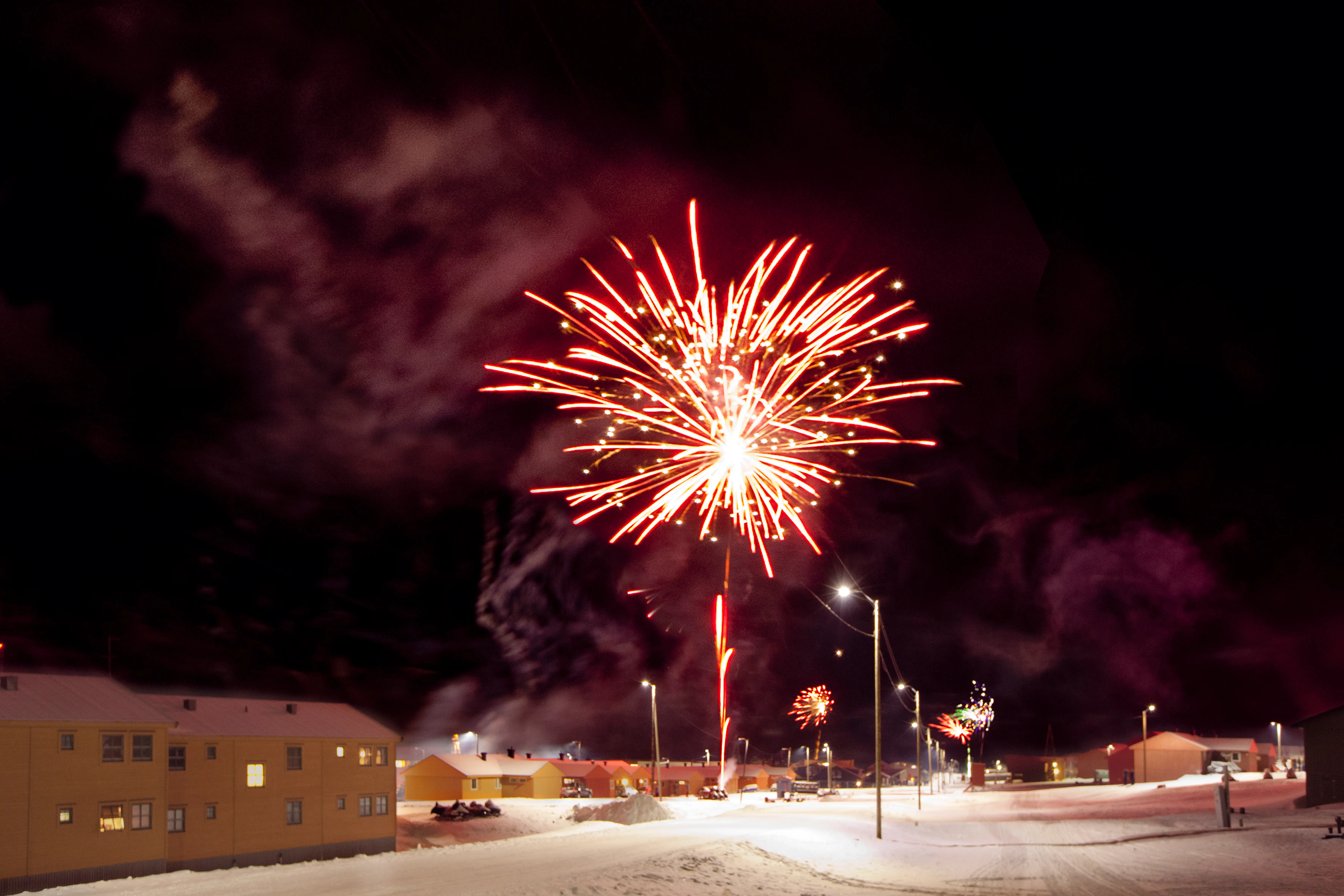 New Year s Eve in Longyear City HGS 01541 Photo Hanne Feyling