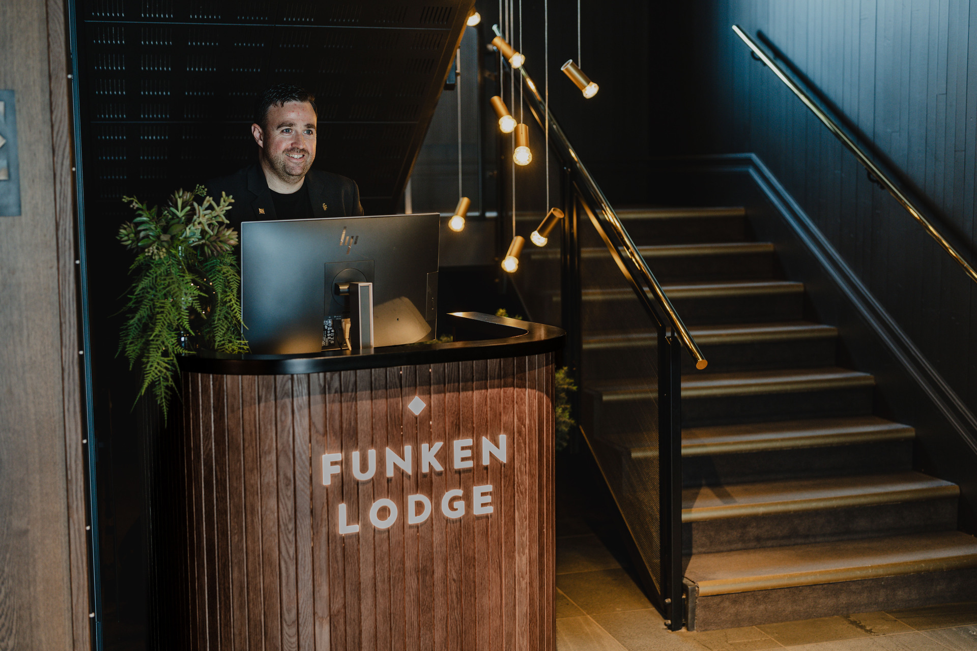 Hurtigruten-Svalbard-Funken-Lodge-Inngang-Ragnhild-Utne-08-29575252-Photo Ragnhild Utne