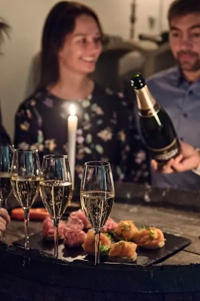 Funken Lodge - Champagne Tasting - Photo Agurtxane Concellon