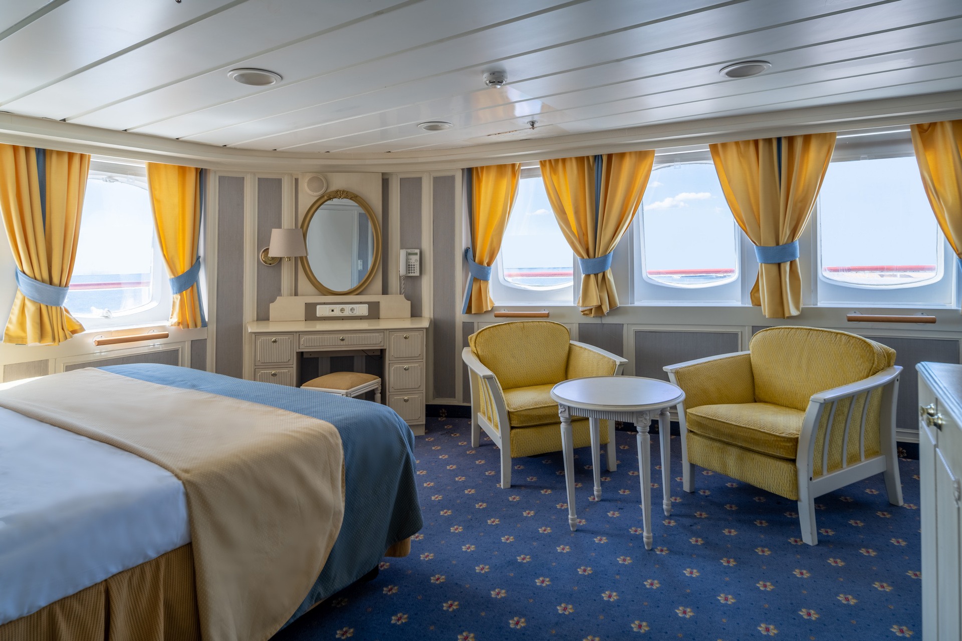 Owners Suite-MS-Serenissima-Cabin-602-August-24-Paulina-Hinz-Photography-89--30428699-Photo Paulina Hinz