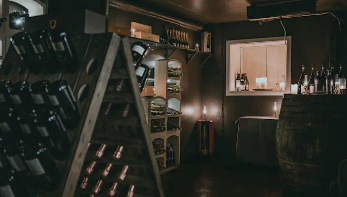 Funken Lodge - Champagne Cellar - Ragnhild Utne
