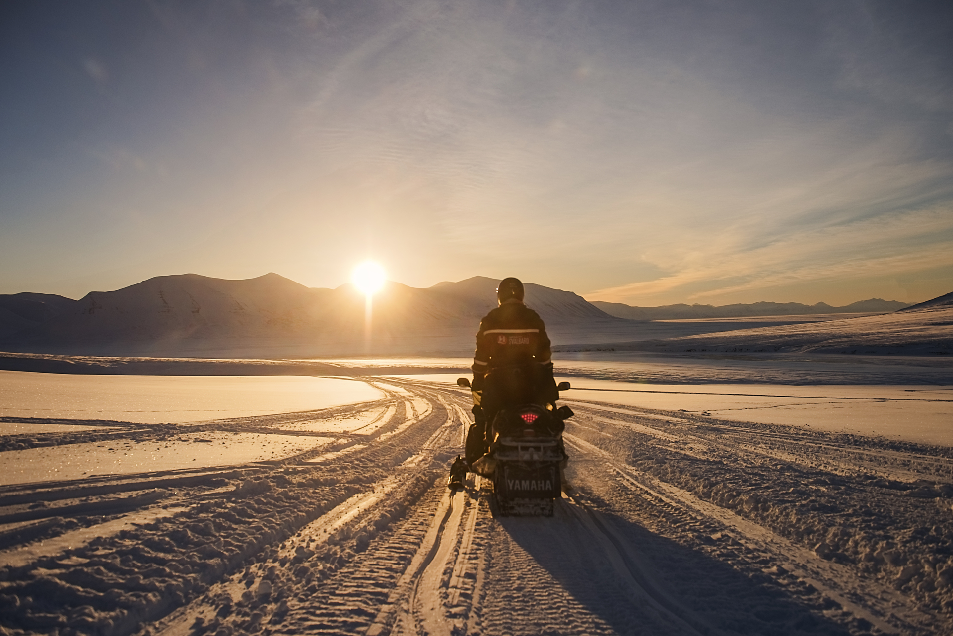 Snowmobile trip to Svea HGS 15218 Photo Agurtxane Concellon