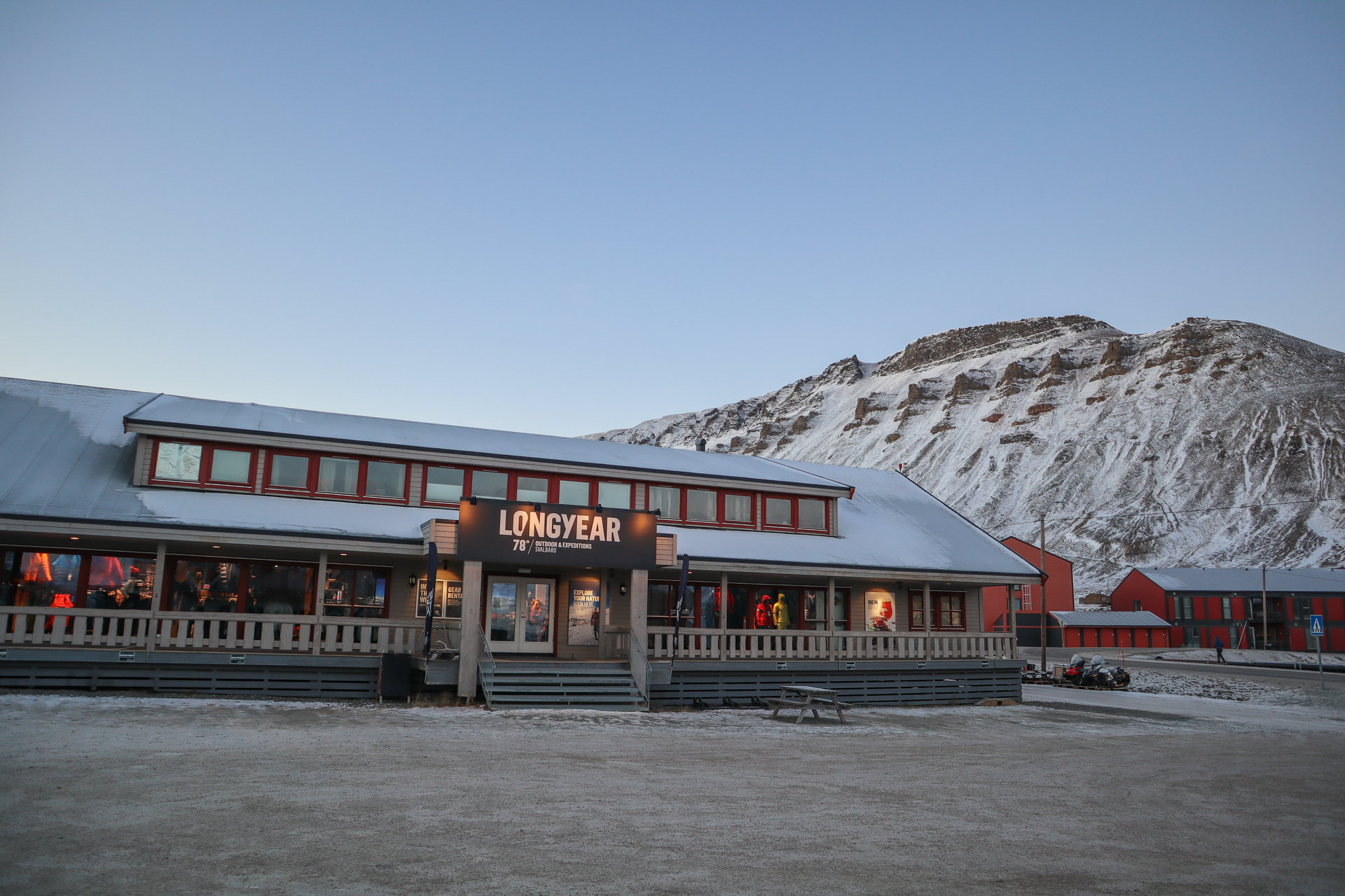 Longyear78-outdoor-and-rental-shop-photo-credit-eveline-lunde