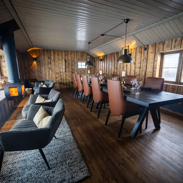 Willems-Cabin Hurtigruten-Svalbard Photo Broadstone-11