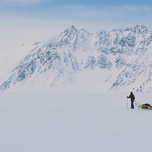 Expedition-to-the-Newton-mountain-Svalbard-s-tallest-HGR-151354 1920-Foto Thor Elvebakk (1)