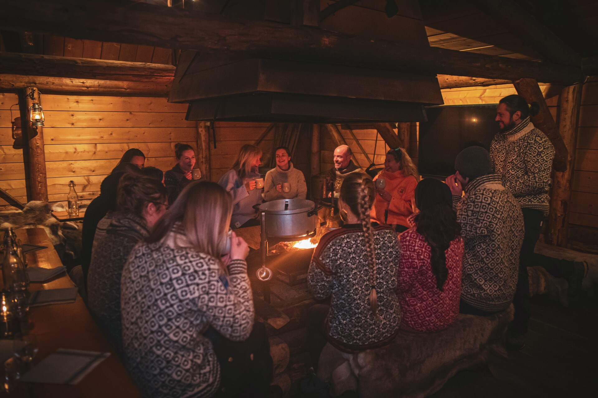 Wilderness Evening | Dinner Tour at Camp Barentz | Hurtigruten Svalbard