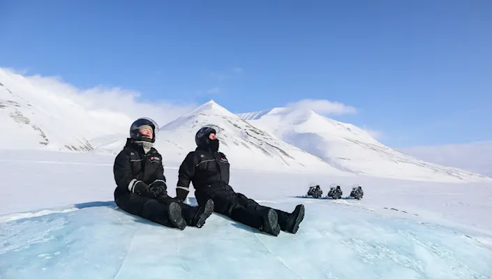 Wilderness safari with electric snowmobile_Hurtigruten Svalbard_Photo Eveline Lunde