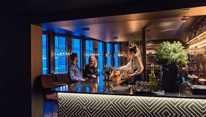 Funken Bar Svalbard - Photo Agurtxane Concellon