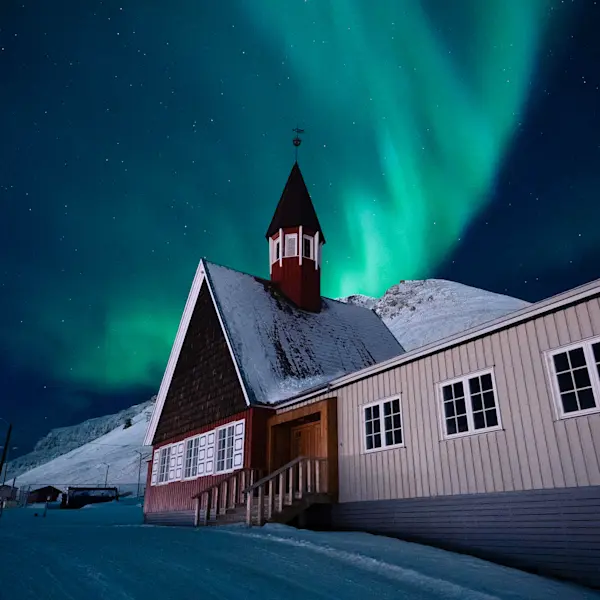 PolarNight HurtigrutenSvalbard SvalbardChurchNorthernLights MarieHusoy