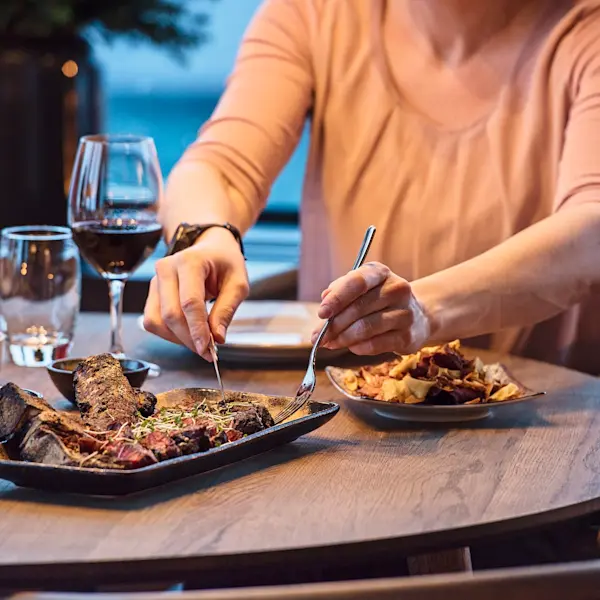 Funktionærmessen Restaurant - Coute de buef - Photo Agurtxane Concellon