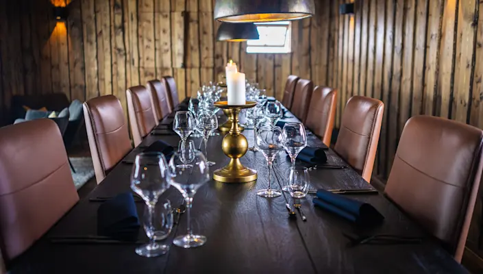 Willems-Cabin Hurtigruten-Svalbard Photo Broadstone-3