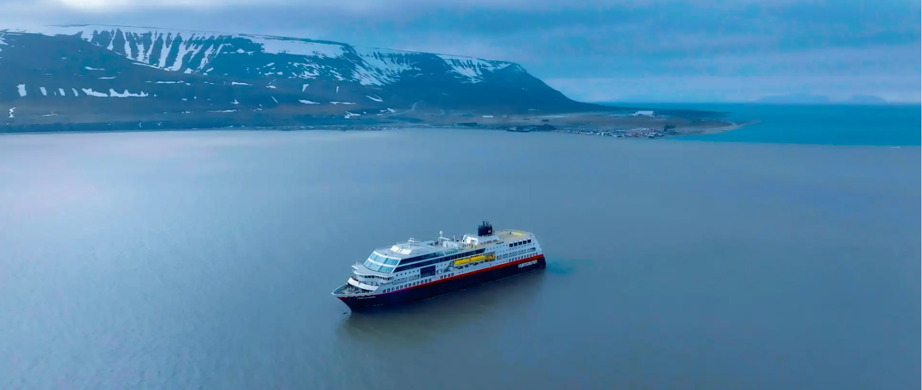 MS Trollfjord_Svalbard line