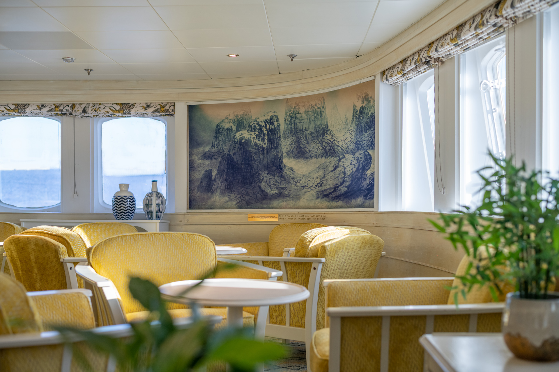 MS Serenissima - Harald Jarl Lounge