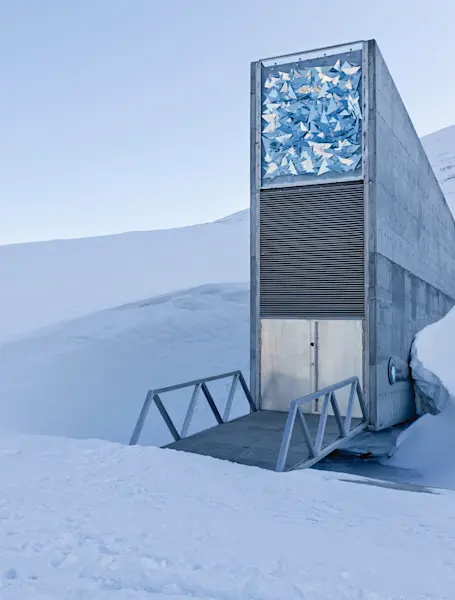 Seed vault - HGS 01044 1920 - Photo Hanne Feyling / Hurtigruten Svalbard