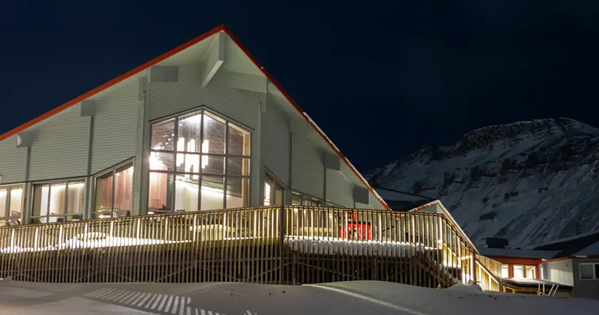 Radisson Blu Polar Hotel Spitsbergen - HGR 151832 1920 - Photo: Hakon Daae Brensholm