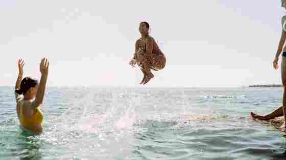 Young swimmers seize the moment and revel in brain-healthy fun.