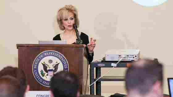 Sandra Bond Chapman, PhD presenting to the Congressional Neuroscience Caucus in Washington, DC in 2014