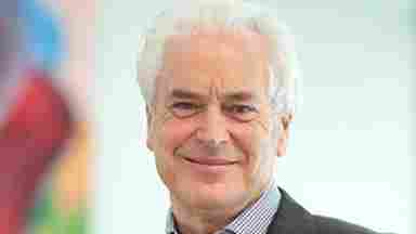 Dr. Ian Robertson, co-director of the Global Brain Health Institute and T. Boone Pickens Distinguished Scientist at Center for BrainHealth.