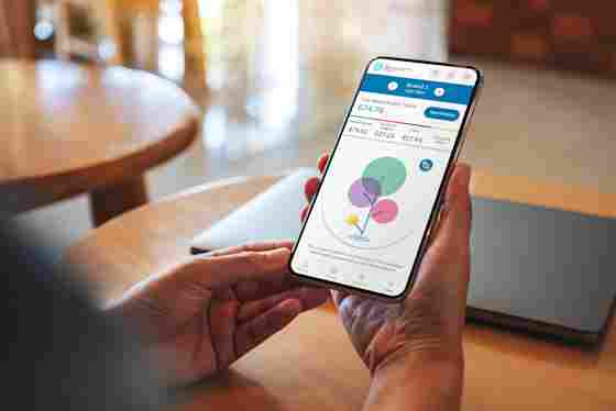 A person engaged in The BrainHealth Project on a mobile device.