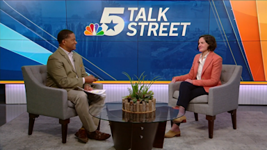 Clinical researcher Erin Venza talks with Vince Sims on NBC 5 Talk Street to share information about BrainHealth Week.