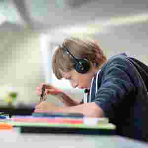 Youth with attention challenges during a home-based virtual coaching.