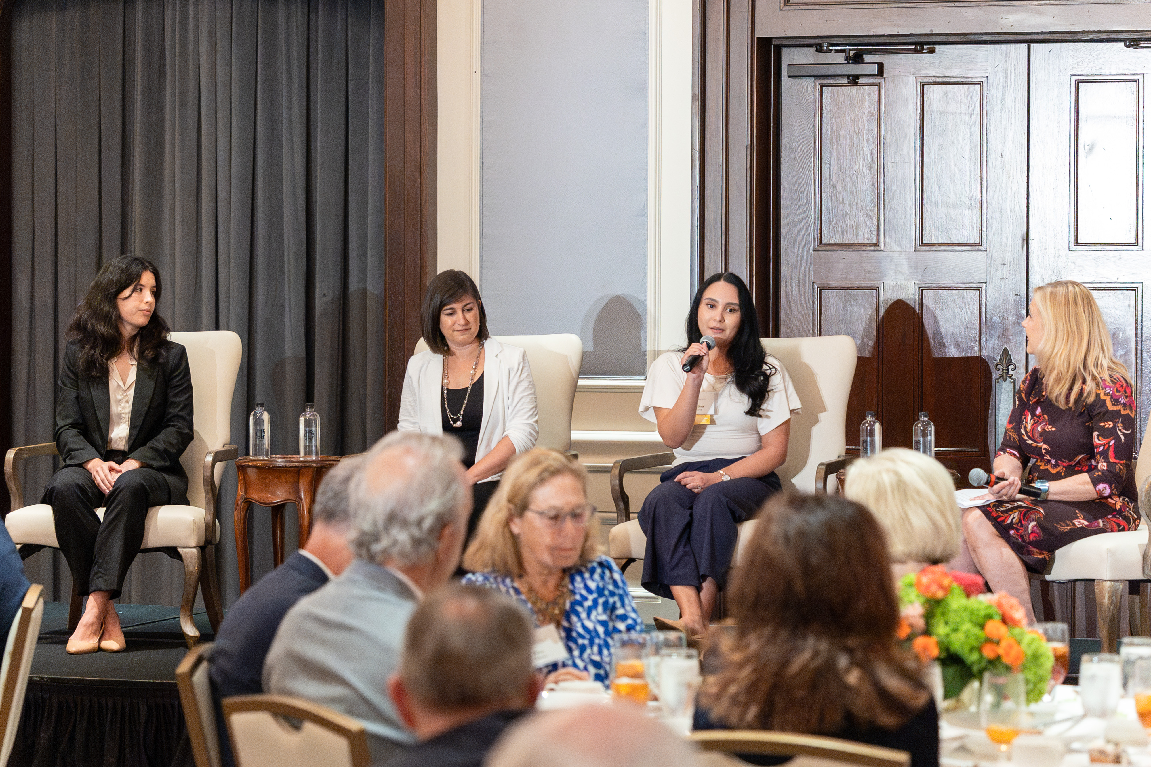 Competing finalists speak in a panel moderated by Jane Wigginton, MD, at the 2026 Friends of BrainHealth Scientist Selection Luncheon compete for the Audience Choice award, with the in-person audience voting on novel brain health research projects designed to compete for multimillion-dollar state grants from the Dementia Prevention and Research Institute of Texas (DPRIT).