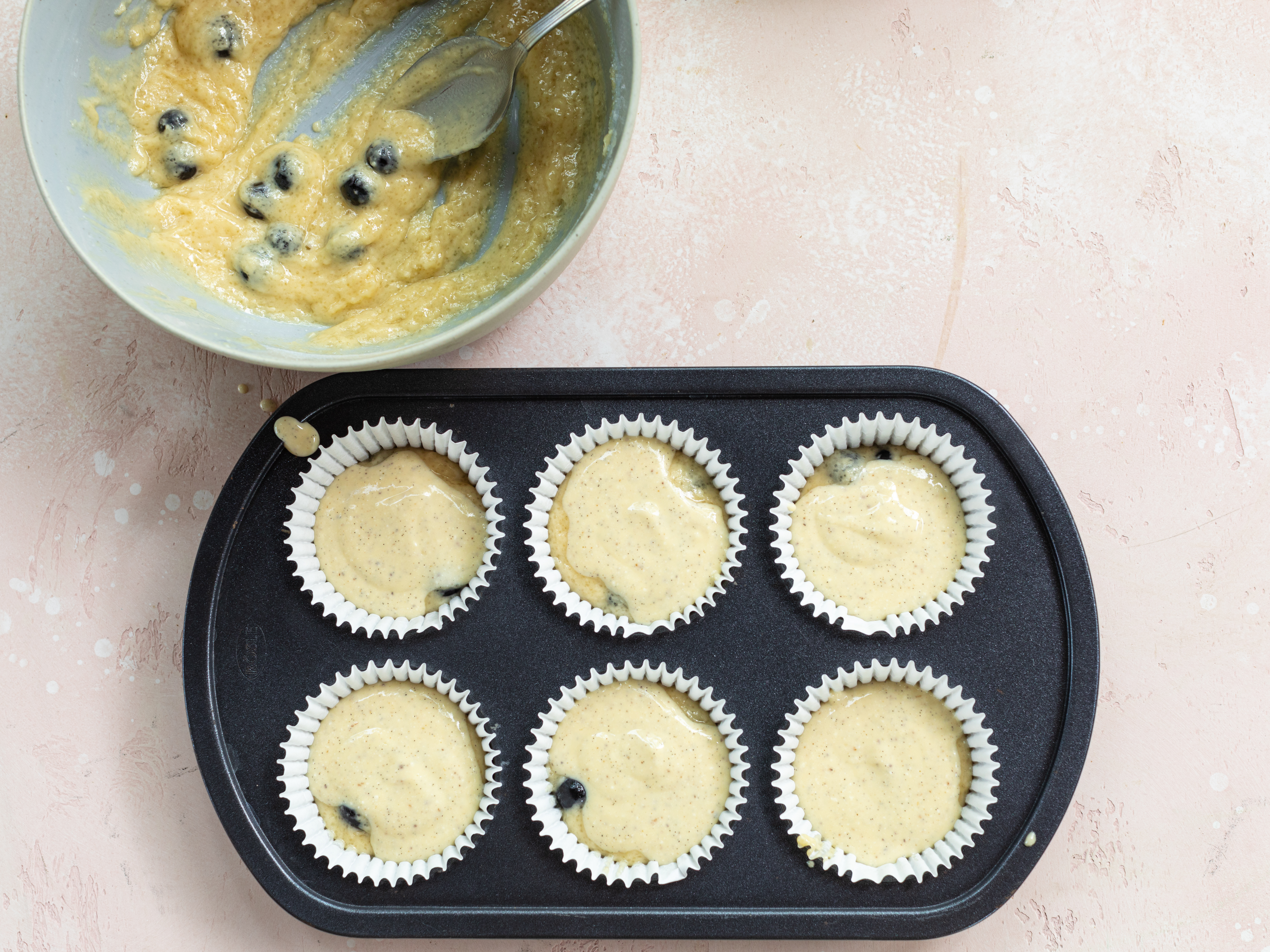 Schritt 4: Muffinförmchen befüllen 