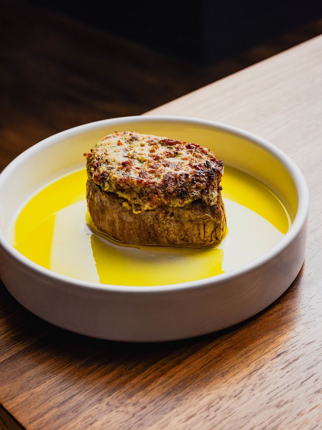 Rindsfilet mit Zwiebel-Senfkruste Rezept Rindsfilet mit Zwiebel-Senfkruste Rezept