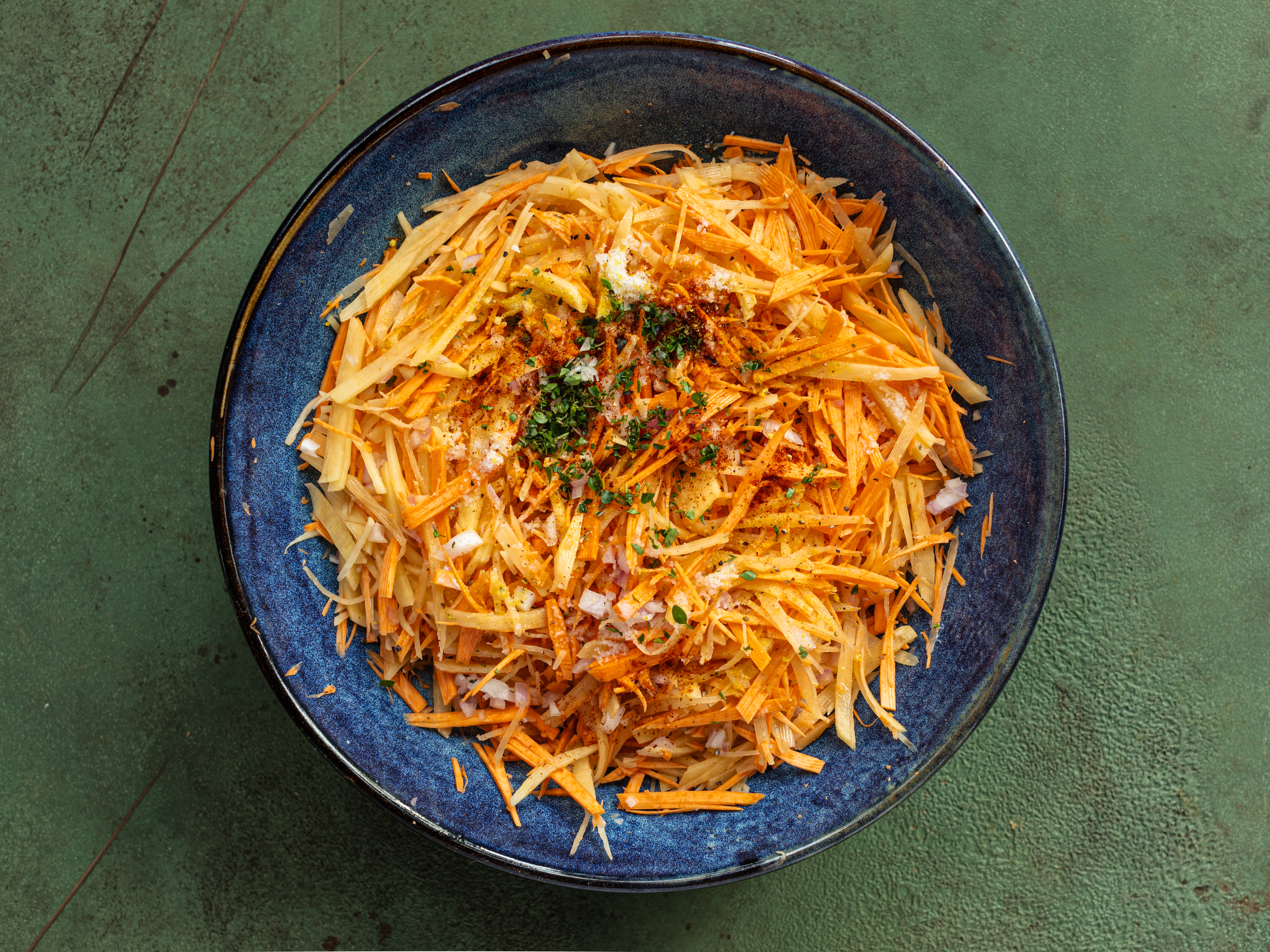 Schritt 1:  Kartoffeln für Süsskartoffel-Rösti vorbereiten 