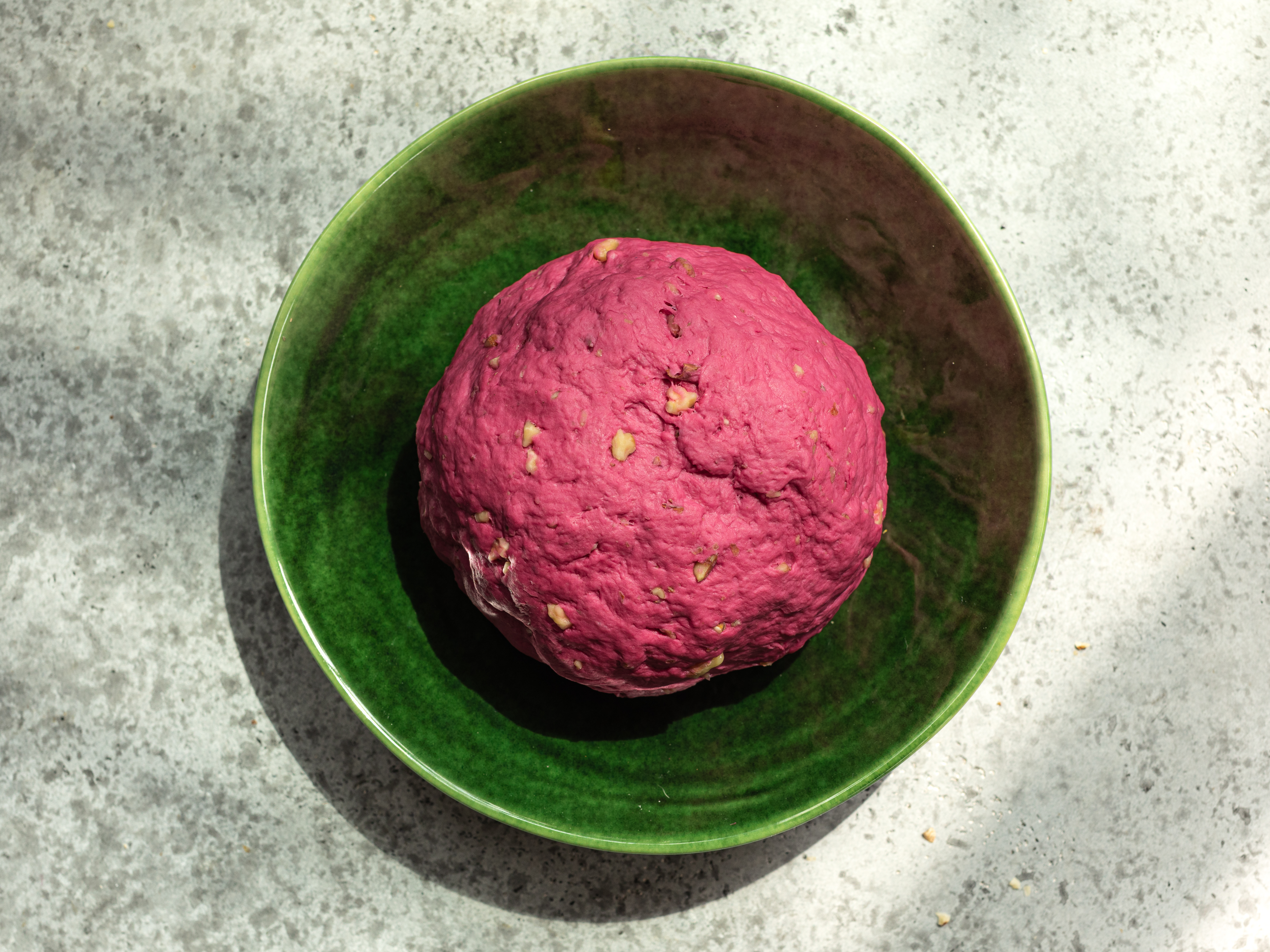 Schritt 1: Teig für Randen-Baumnuss-Brötli zubereiten 