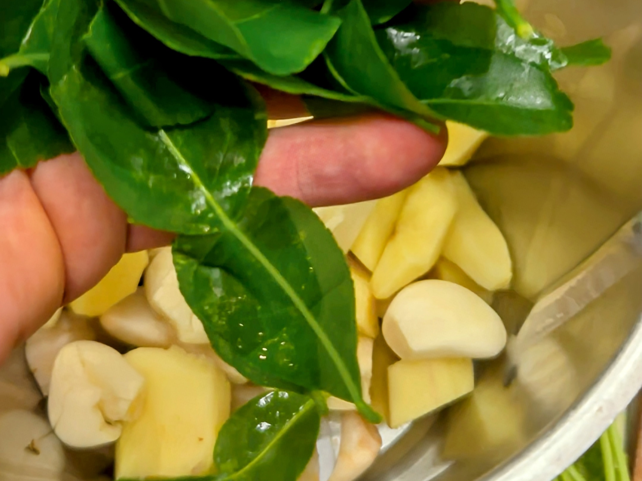 Schritt 1: Zubereitung von Sweet & Sour Chili Sauce