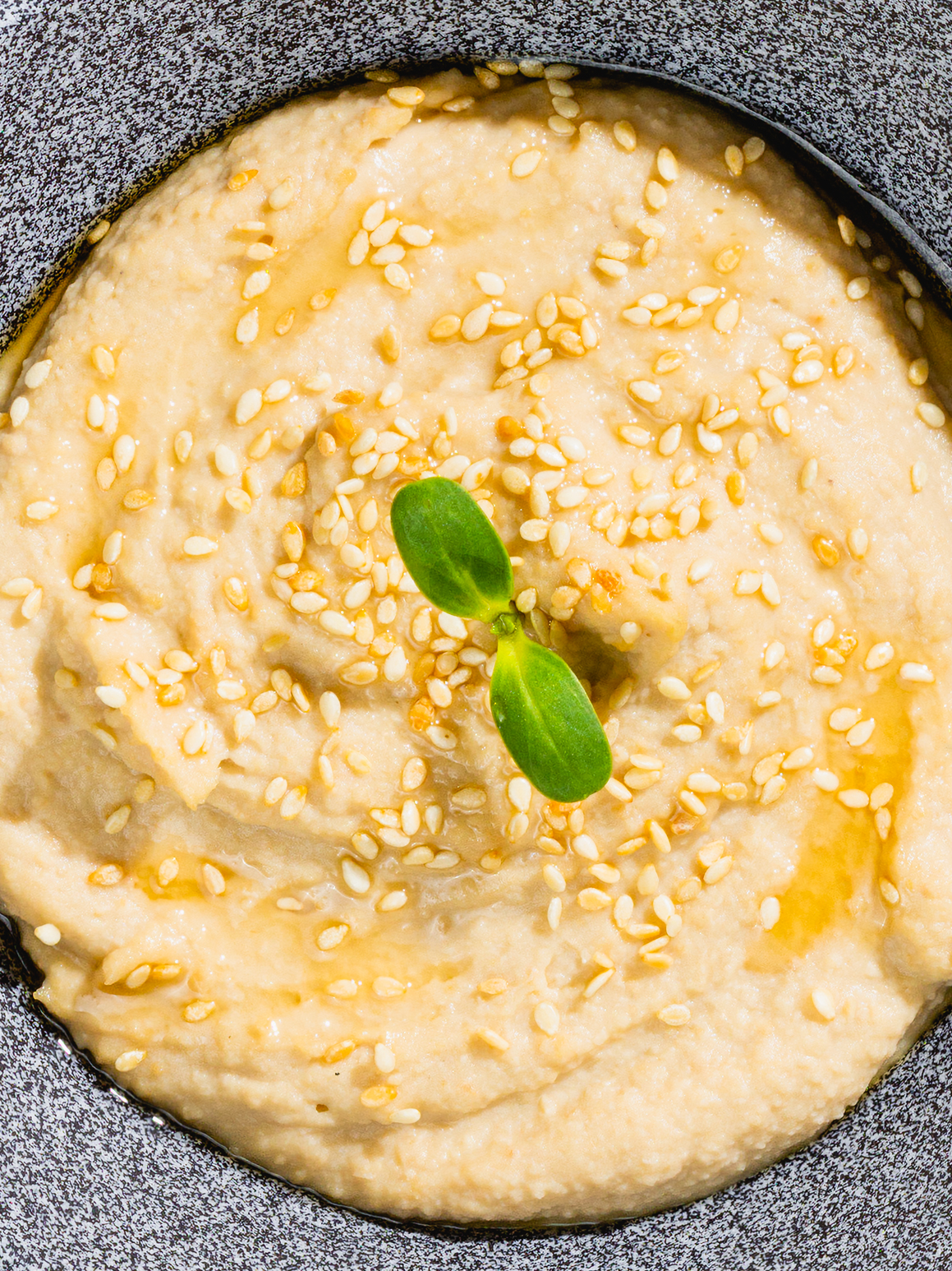 Klassischer Hummus mit gerösteten Sesamsamen Rezept 2