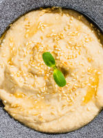 Klassischer Hummus mit gerösteten Sesamsamen Rezept 2