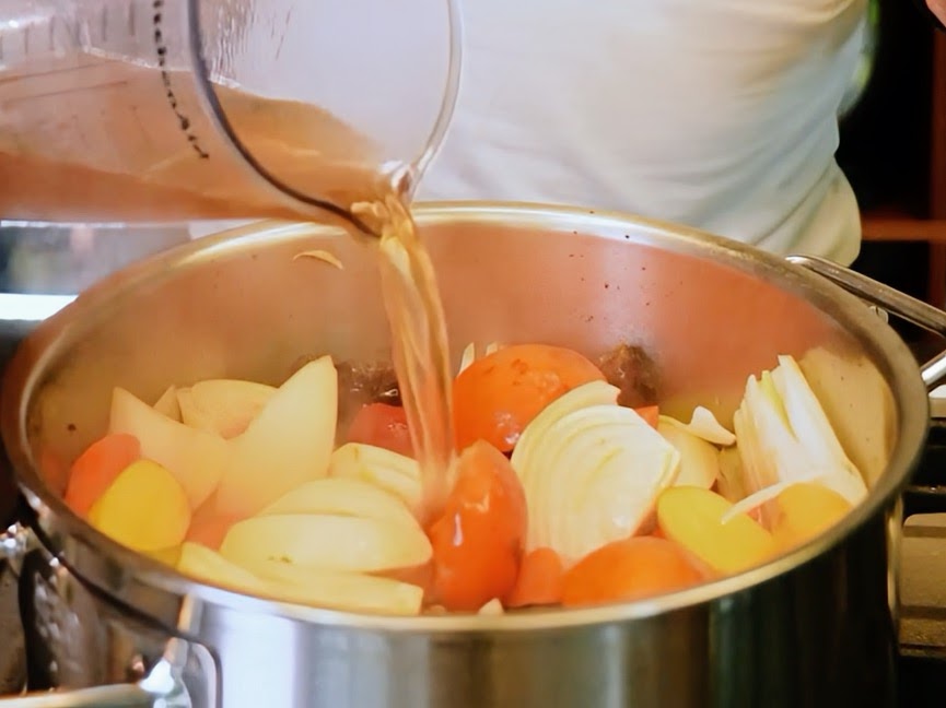 Schritt 3: Lammhaxen Thai style schmoren und abschmecken