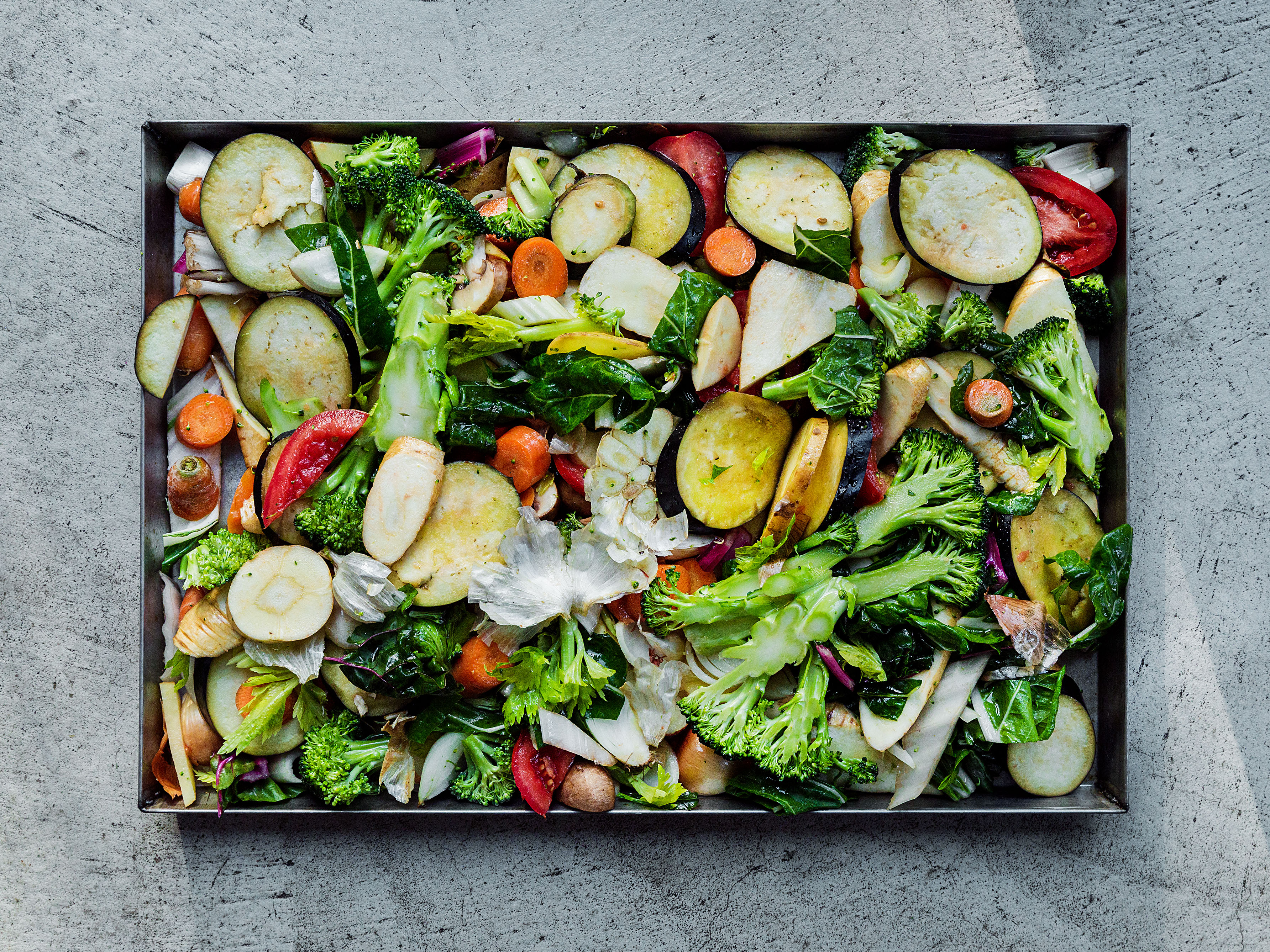 Schritt 1: Gemüse für Gemüse-Essenz vorbereiten 