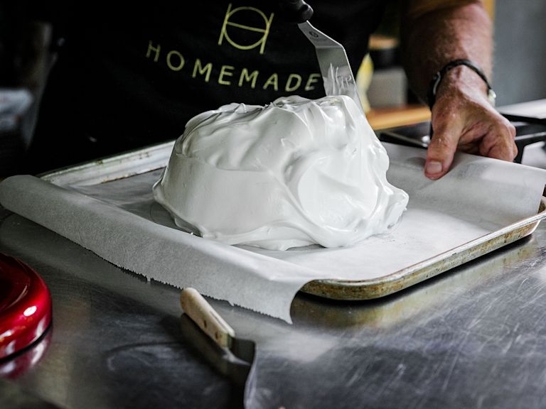 Schritt 4: Pavlova formen Schritt 4: Pavlova formen