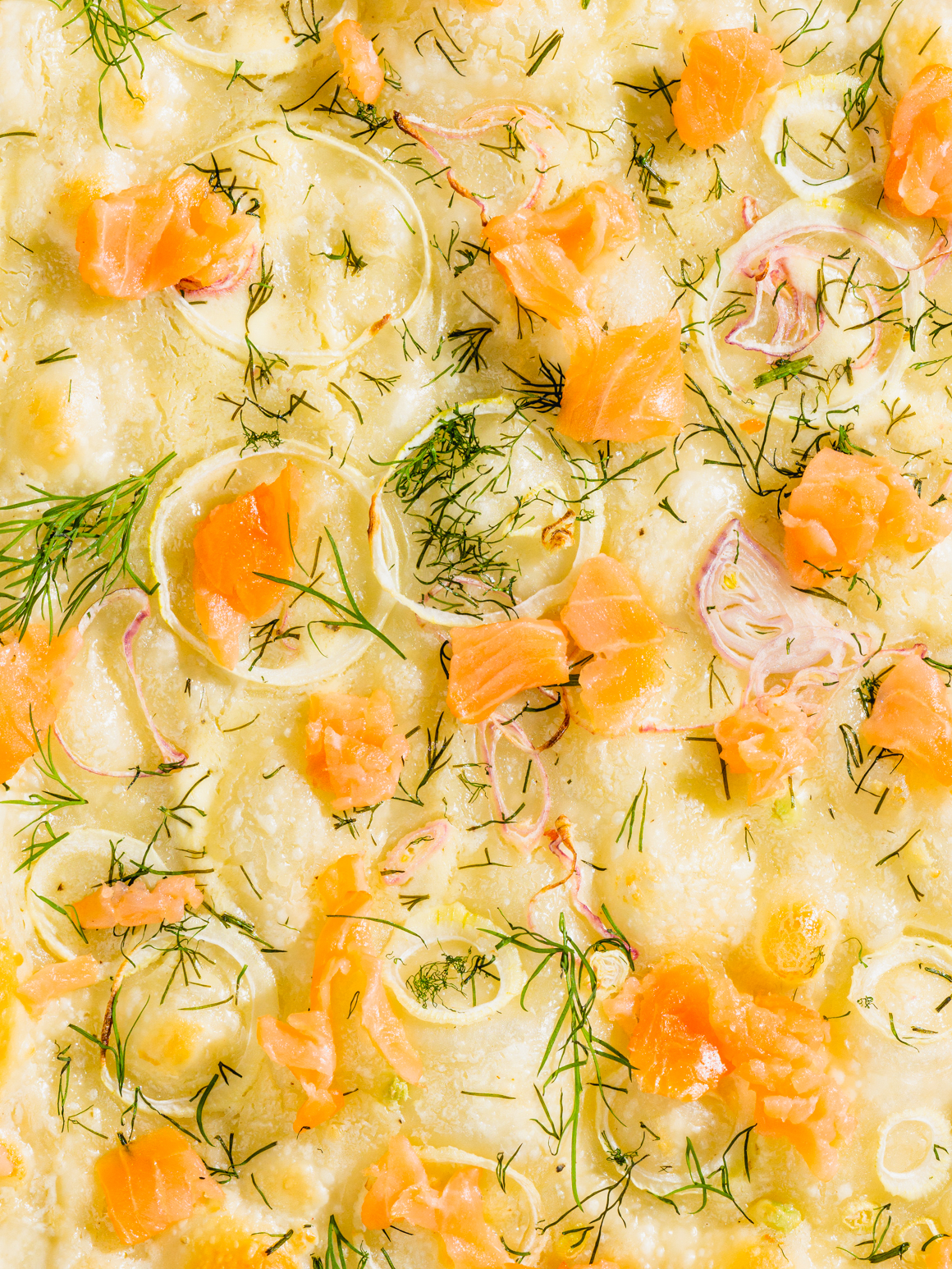 Flammkuchen mit Rauchlachs, Frischkäse und Dill Rezept 2