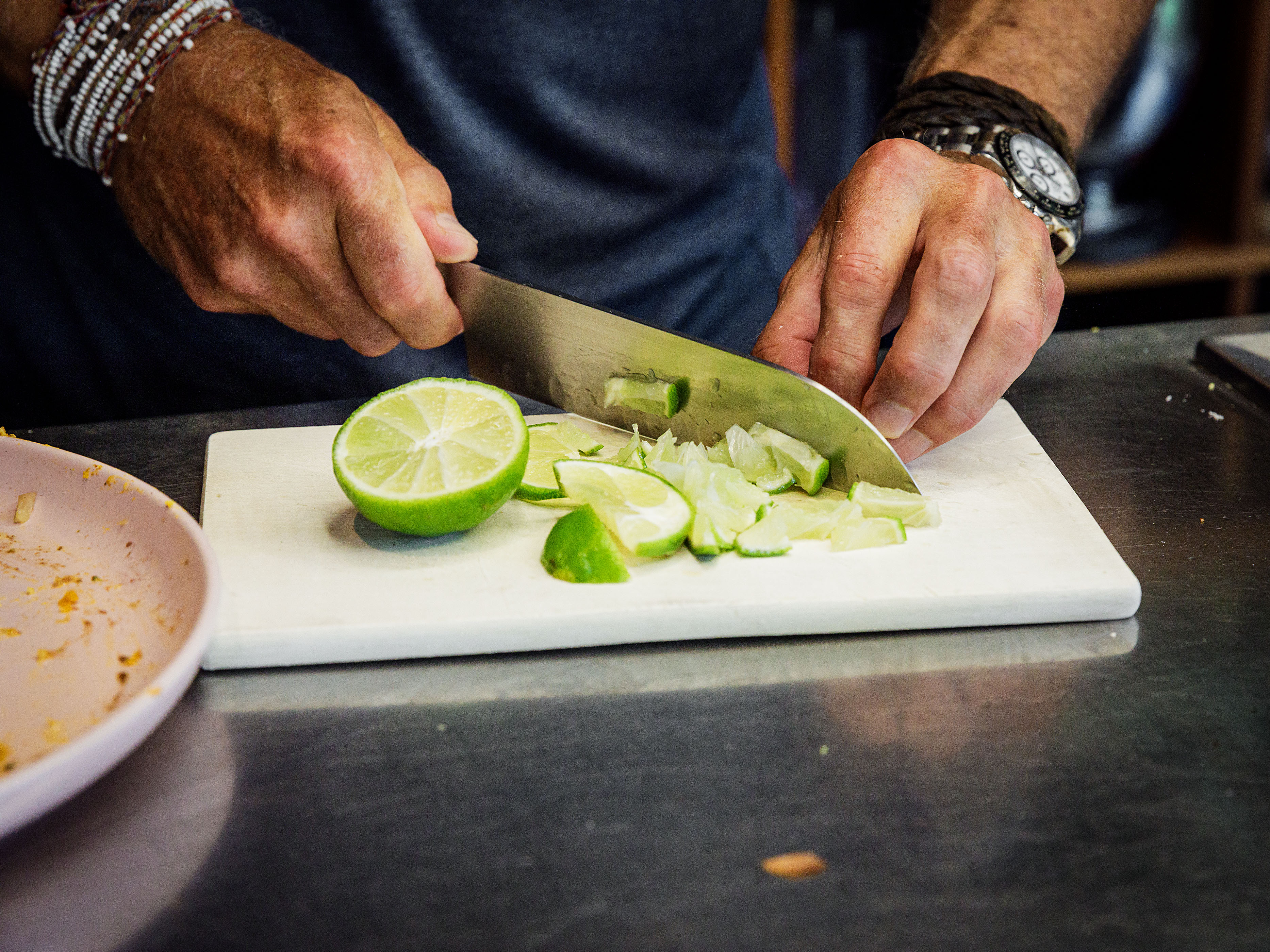 Schritt 3: Limette schneiden